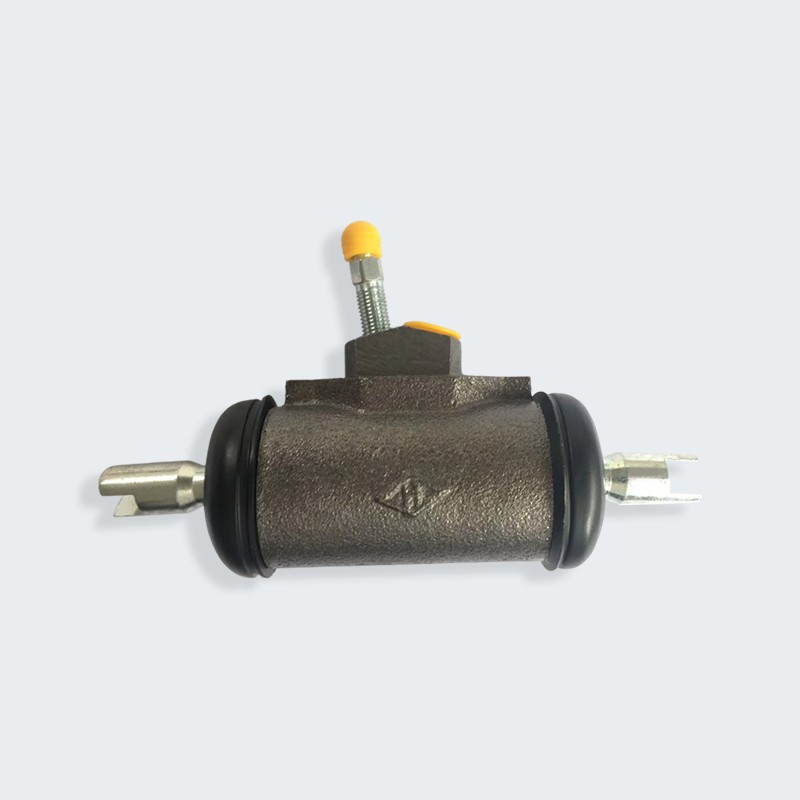 Carrello elevatore Hangcha R20/A20/J20 Carrello elevatore Heli cilindro freno destro da 2 tonnellate Carrello elevatore Hangcha R20/A20/J20 Carrello elevatore Heli cilindro freno destro da 2 tonnellate