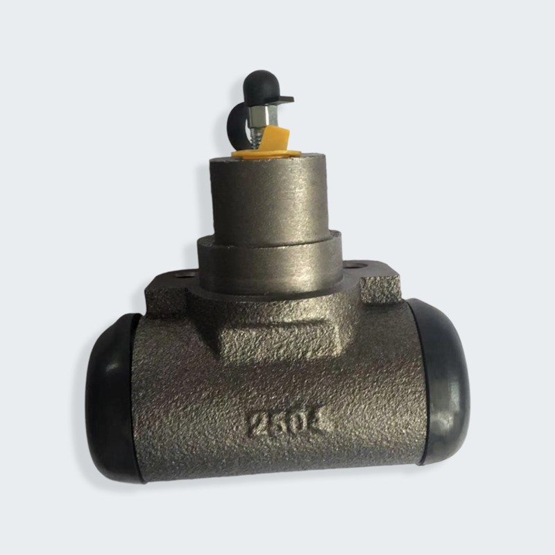 Cilindro del freno da 5-7 tonnellate del carrello elevatore Hangcha/Heli/TCM (utilizzando olio per freni) Cilindro del freno da 5-7 tonnellate del carrello elevatore Hangcha/Heli/TCM (utilizzando olio per freni)